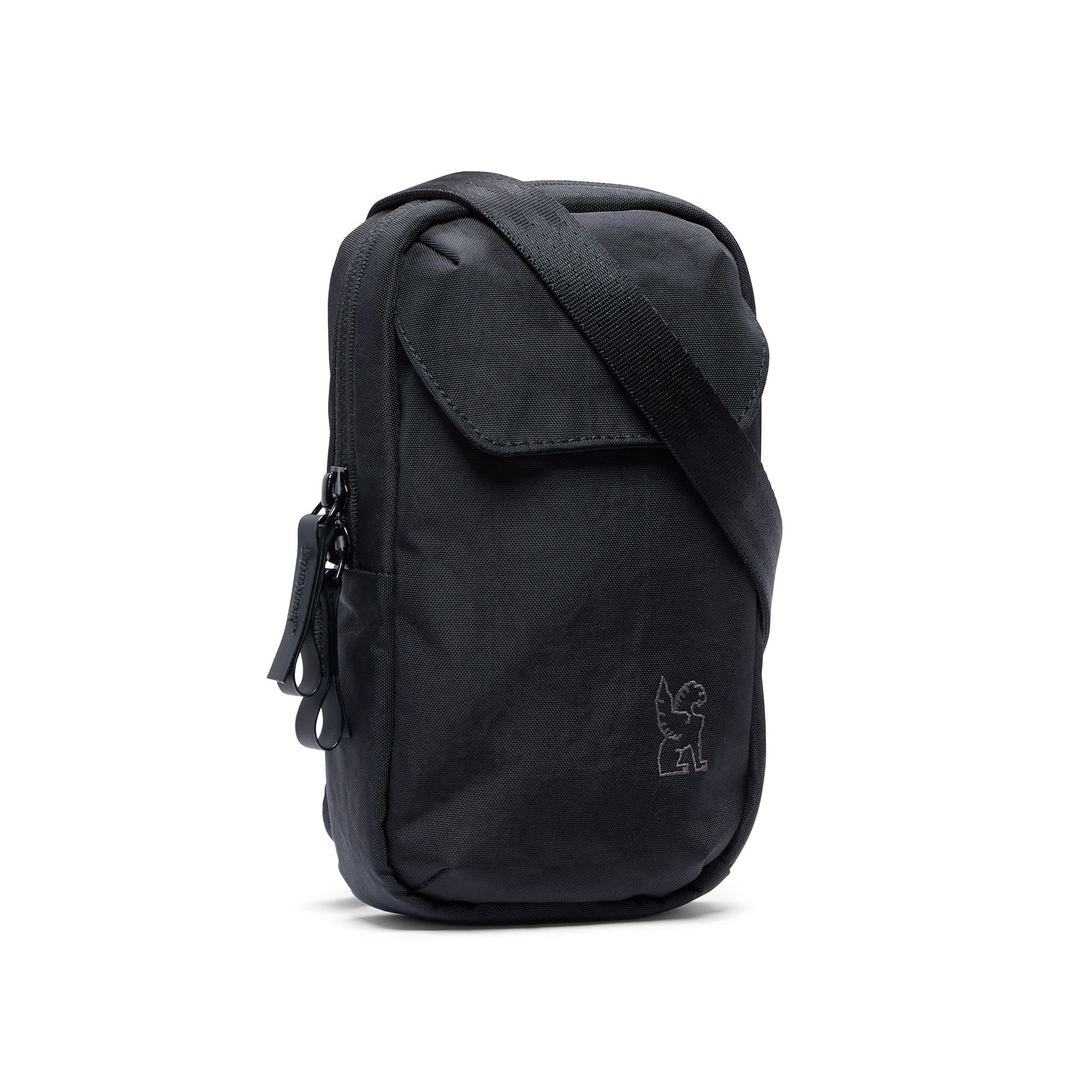 Logan pouch in black #color_black