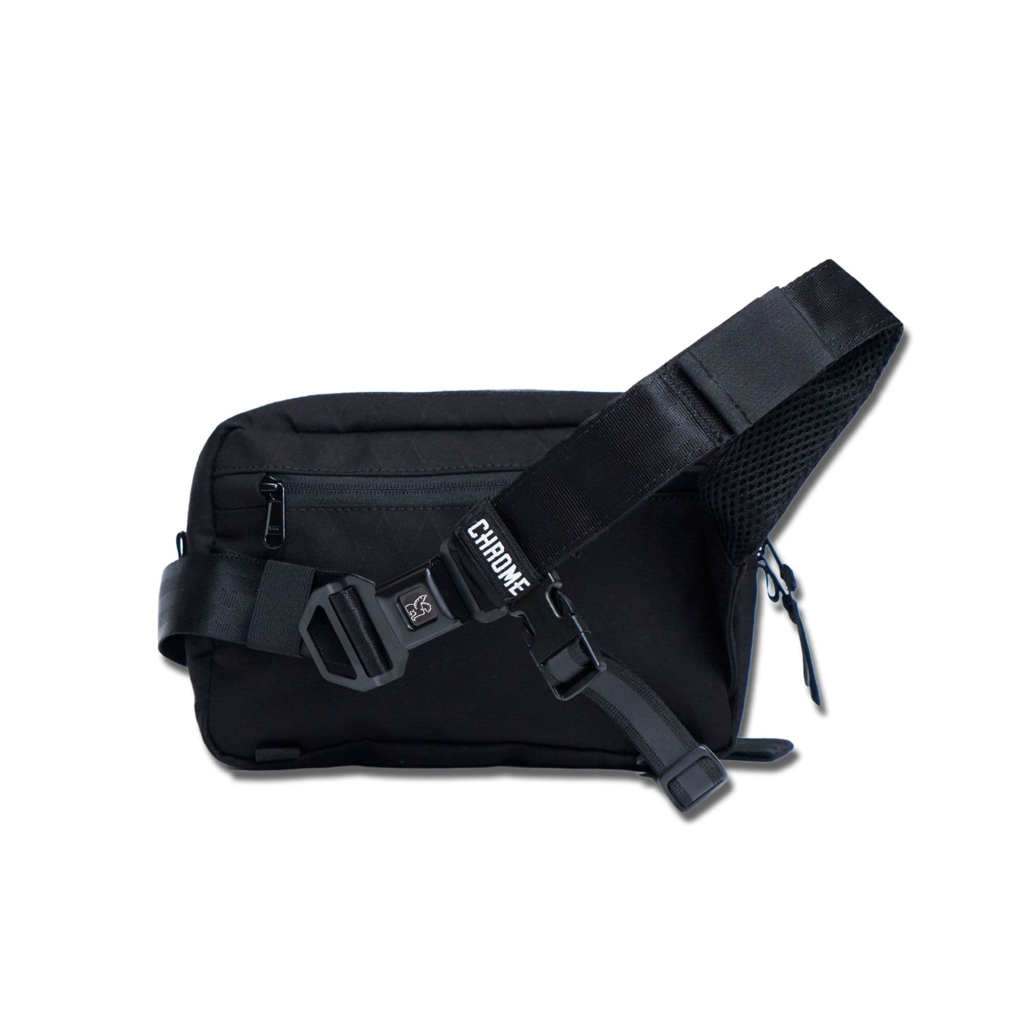 The back of the Barrage 5L Sling in black #color_black x