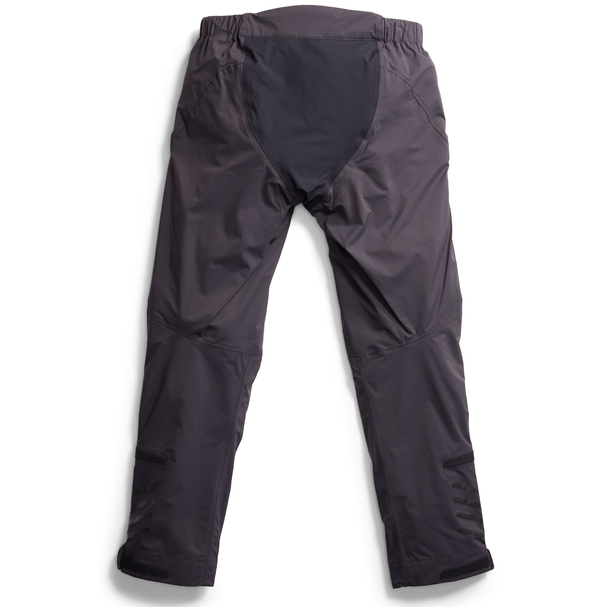 Back of the Downpour Pant in black