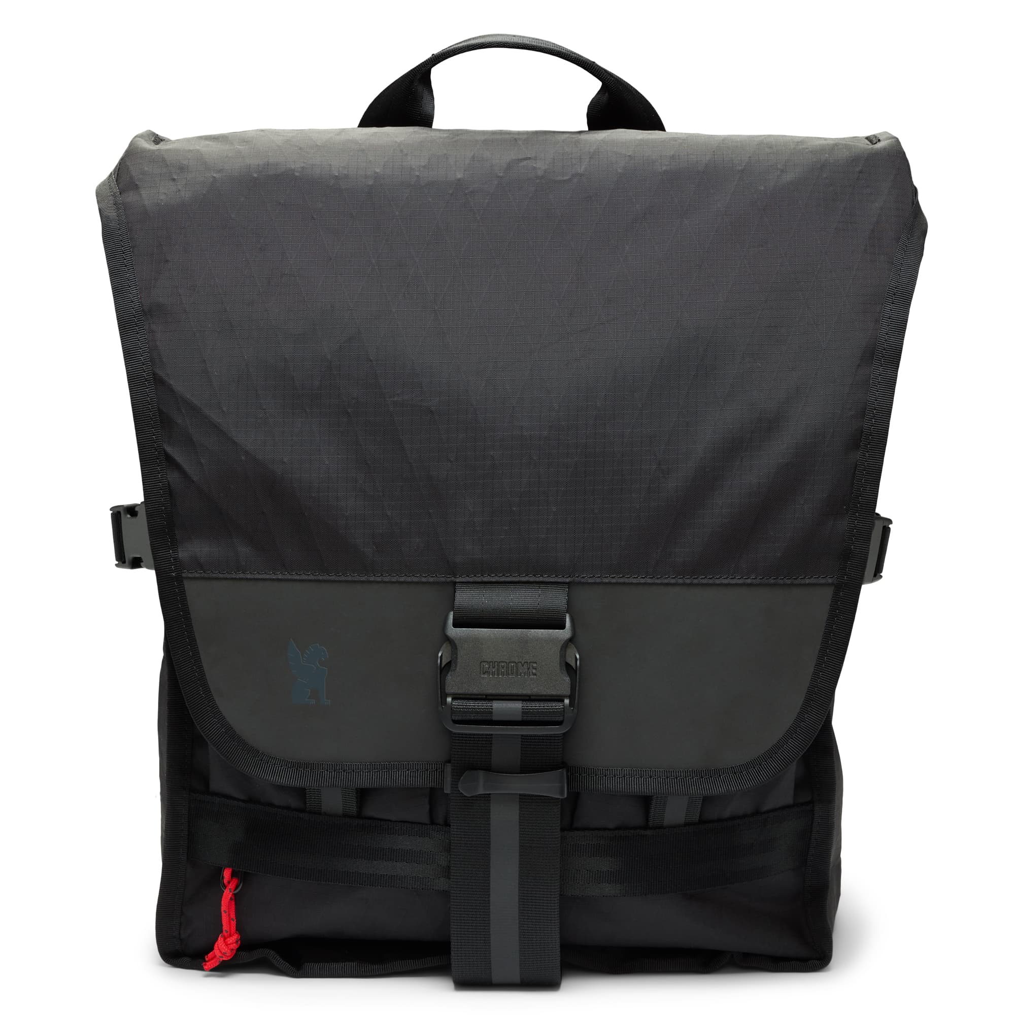 Front of the Warsaw 30L pack in reflective black #color_black xrf