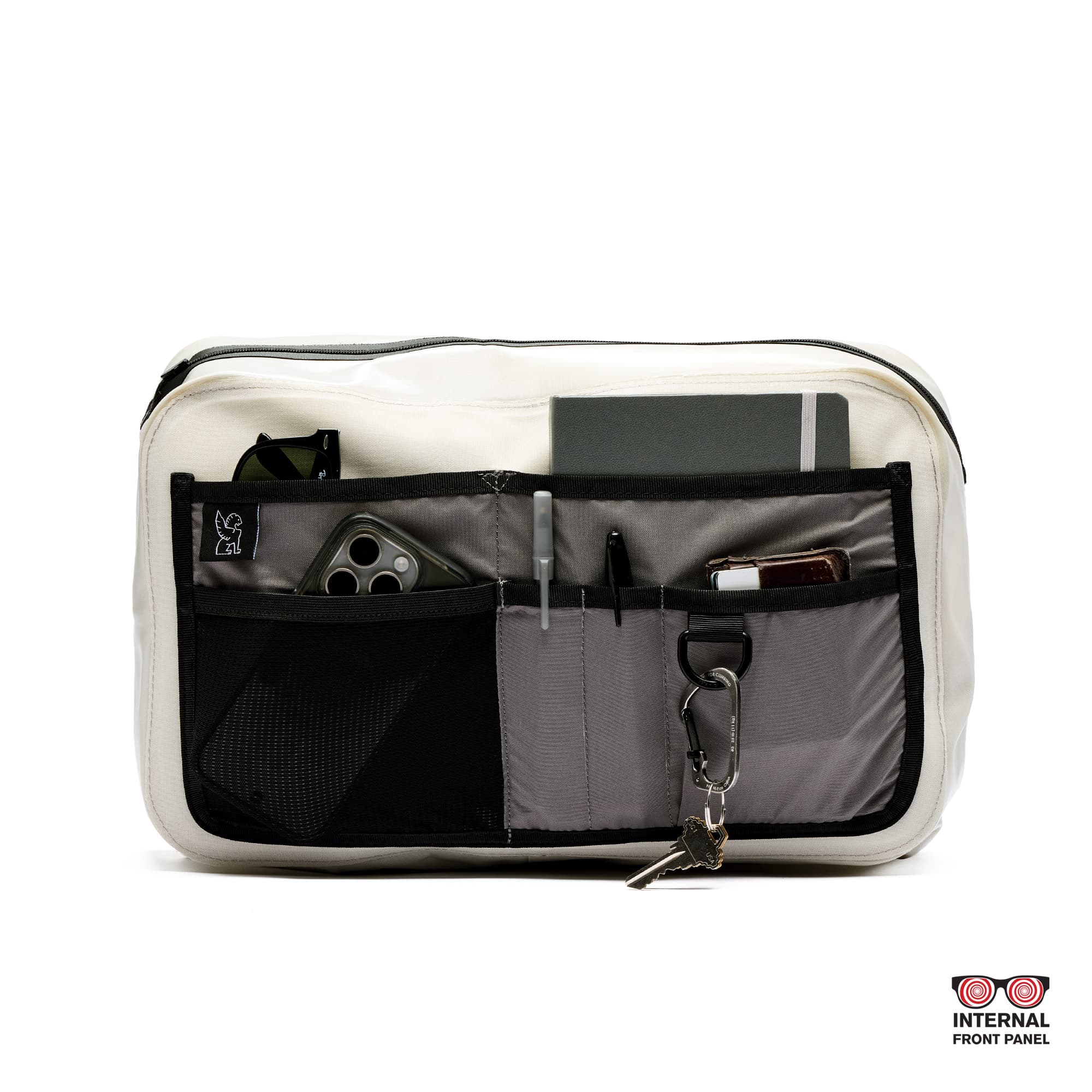 The pocket side of the Kadet Max in future white #color_future white