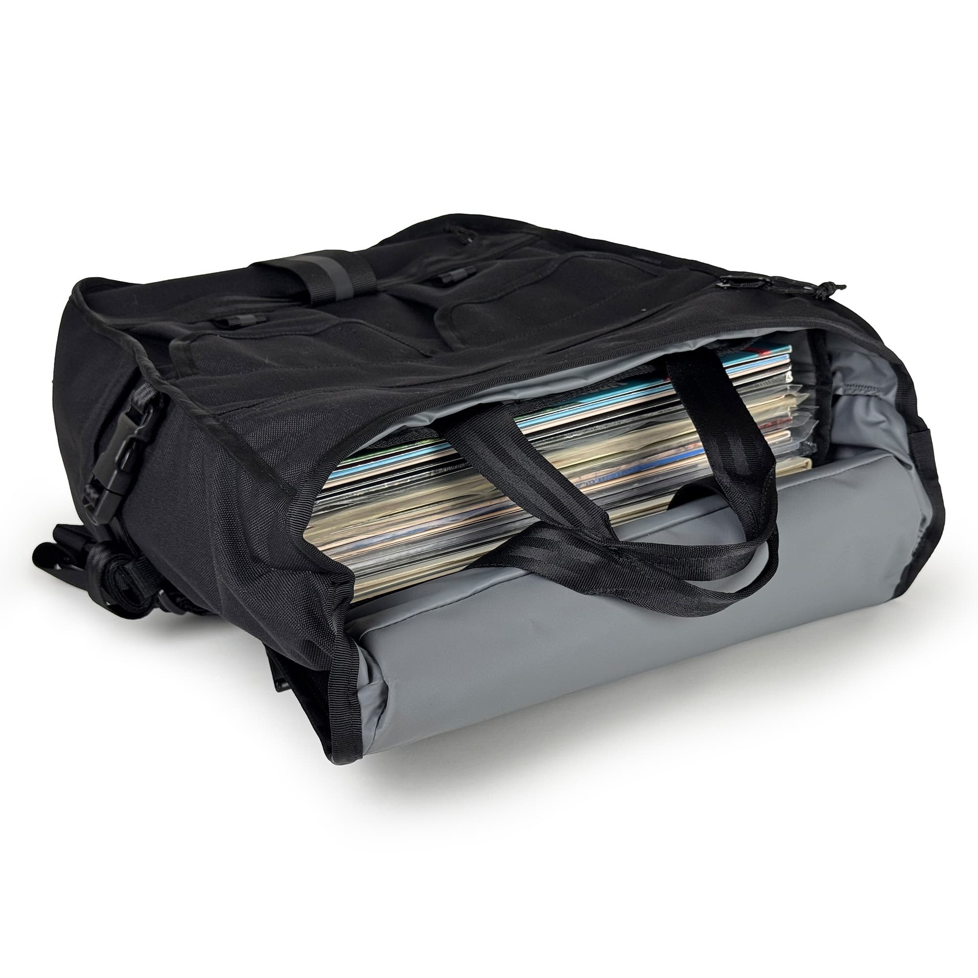 Warsaw Tote inserted into the Warsaw 30L #color_black