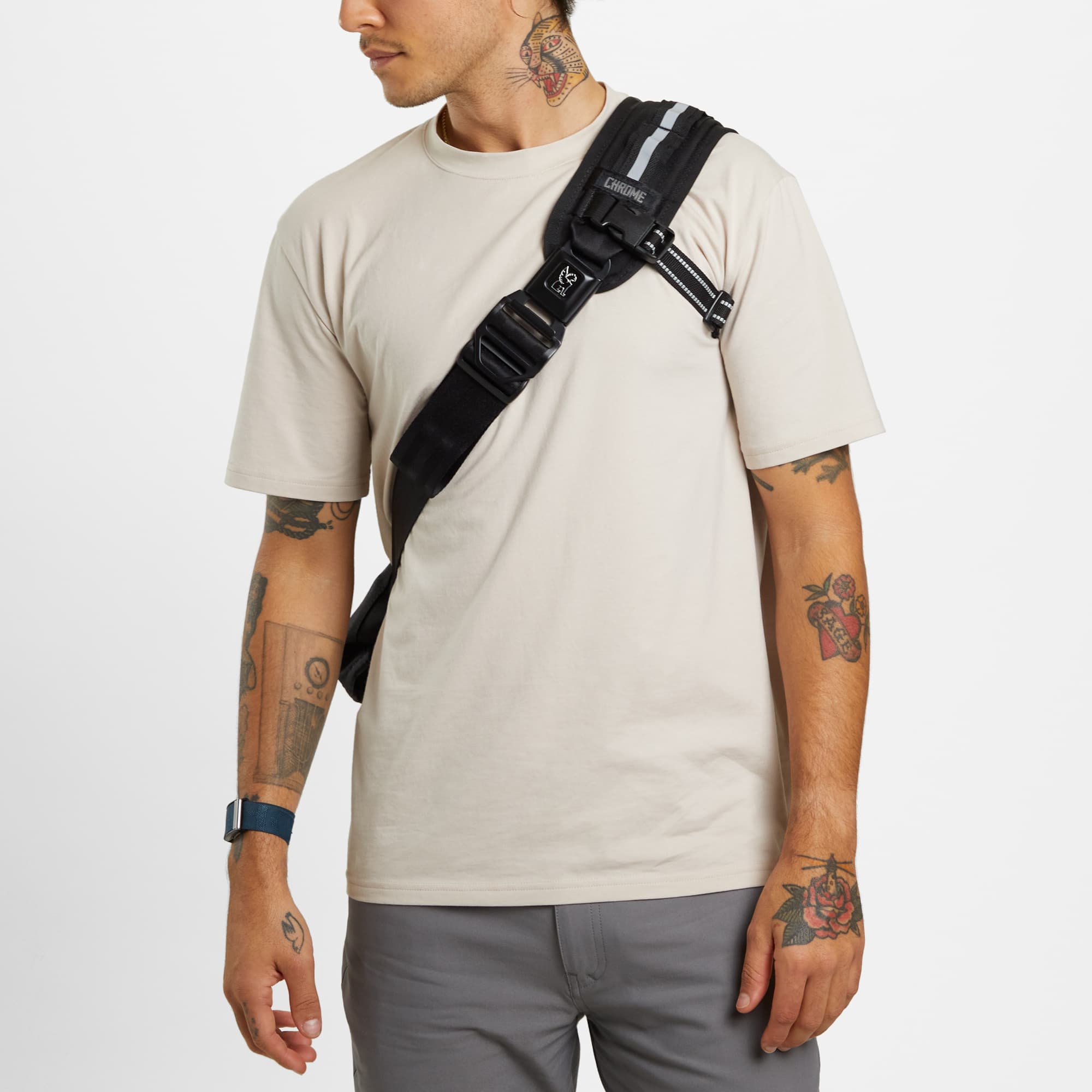 Citizen Messenger on a guy fully strapped up and ready to ride out