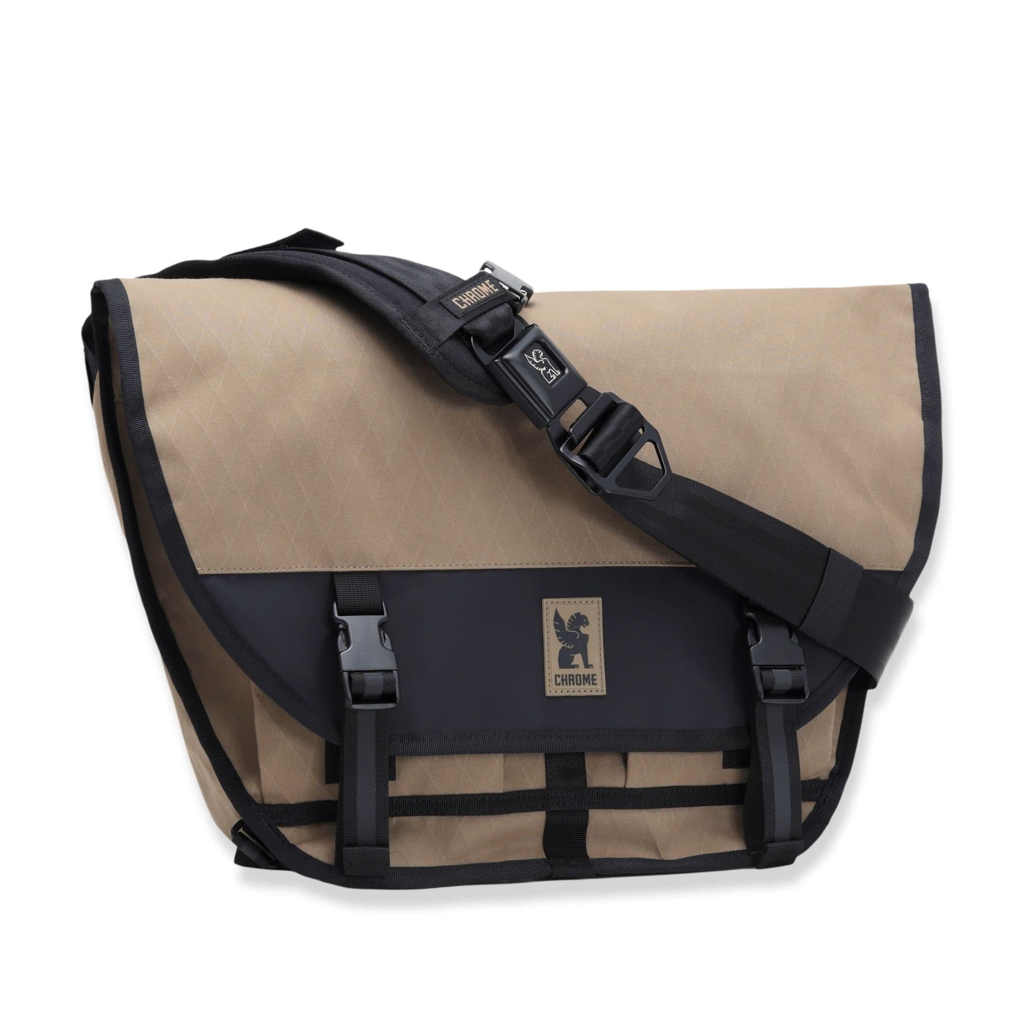 The Citizen 15L Messenger in brown x fabric #color_coyote x