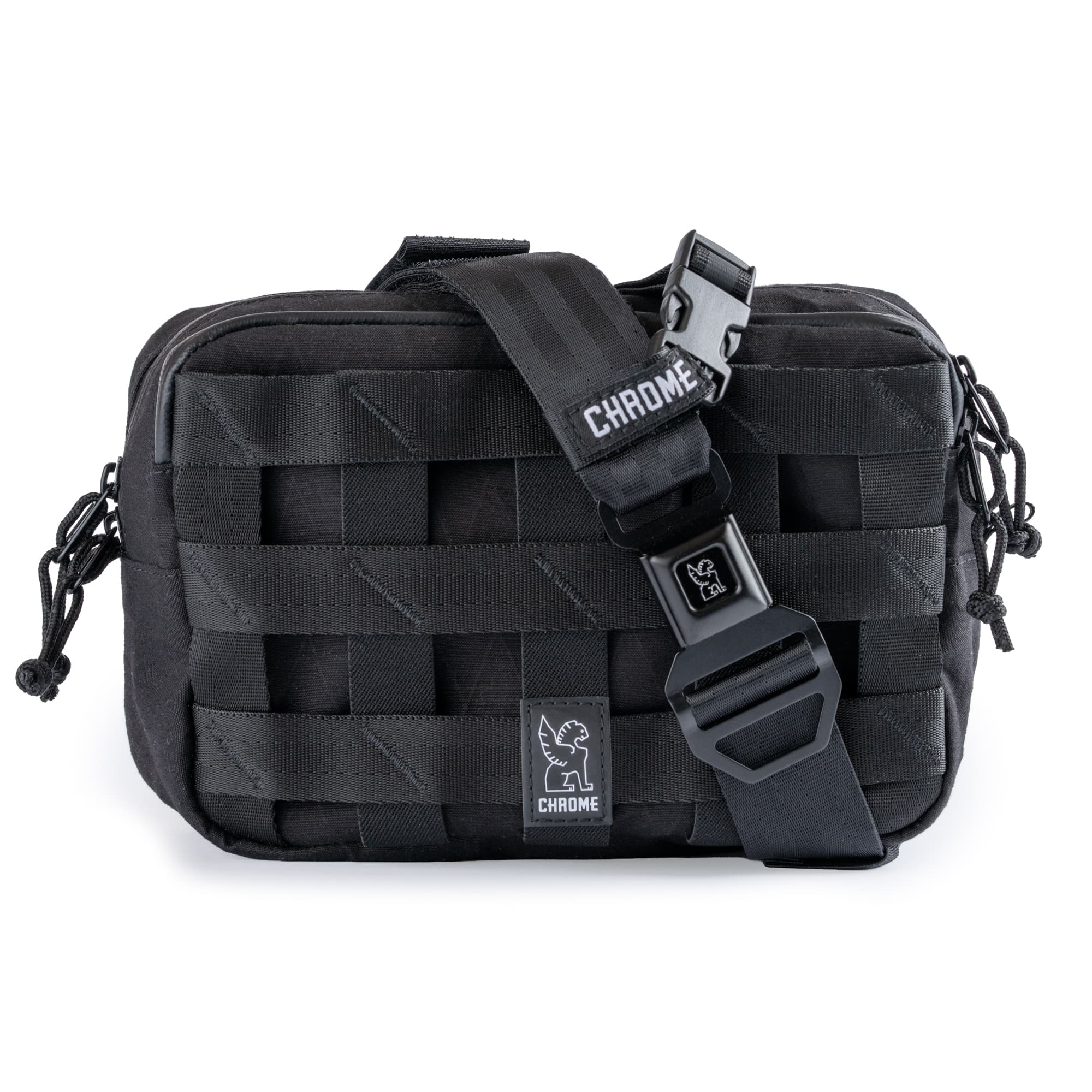 The full front of the updated Barrage 5L Sling in new black #color_black x2