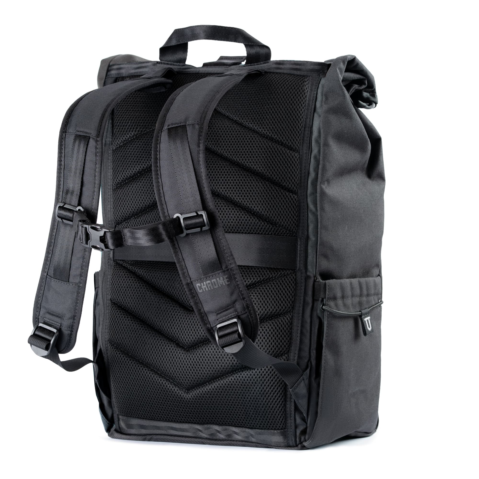 The back of the new Initiate 26L Pack in black #color_black