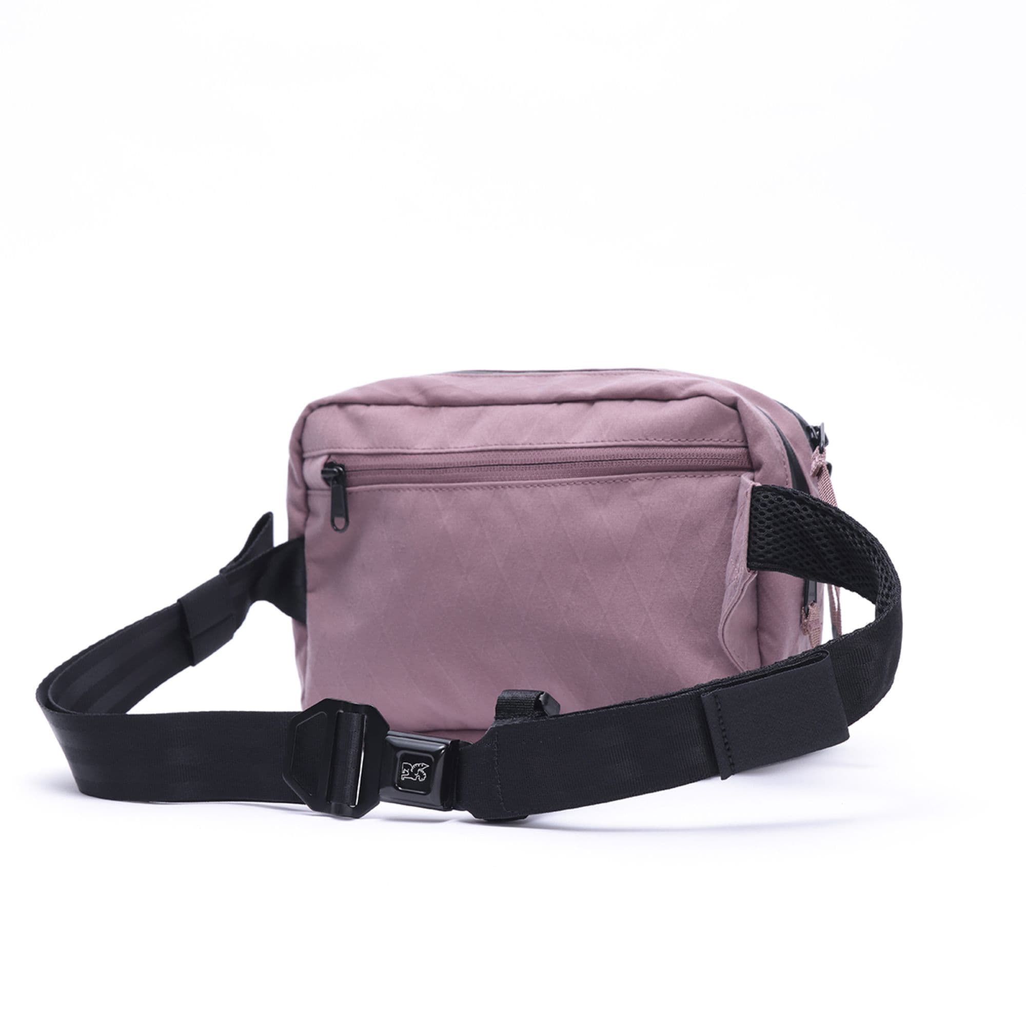 The back of the Barrage 5L Sling in pink #color_mauve x
