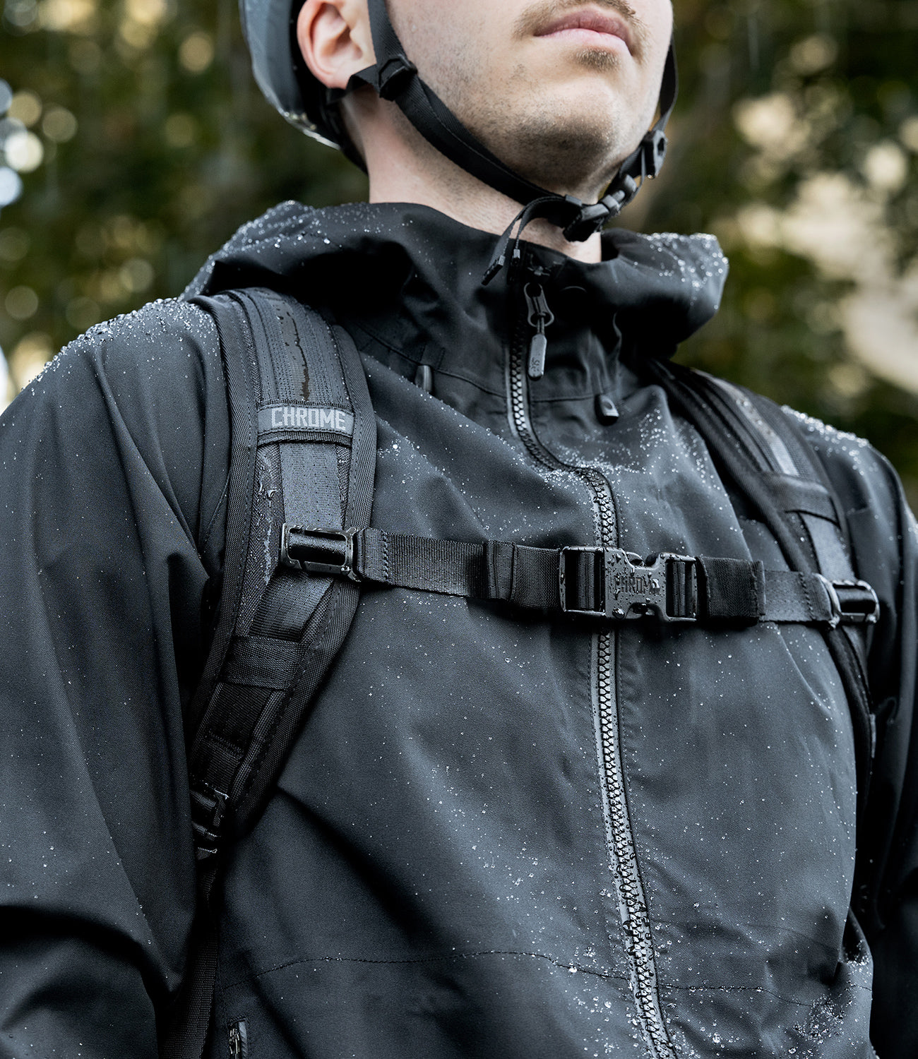 Men's Storm Salute Commute Jacket worn by a guy mobile image