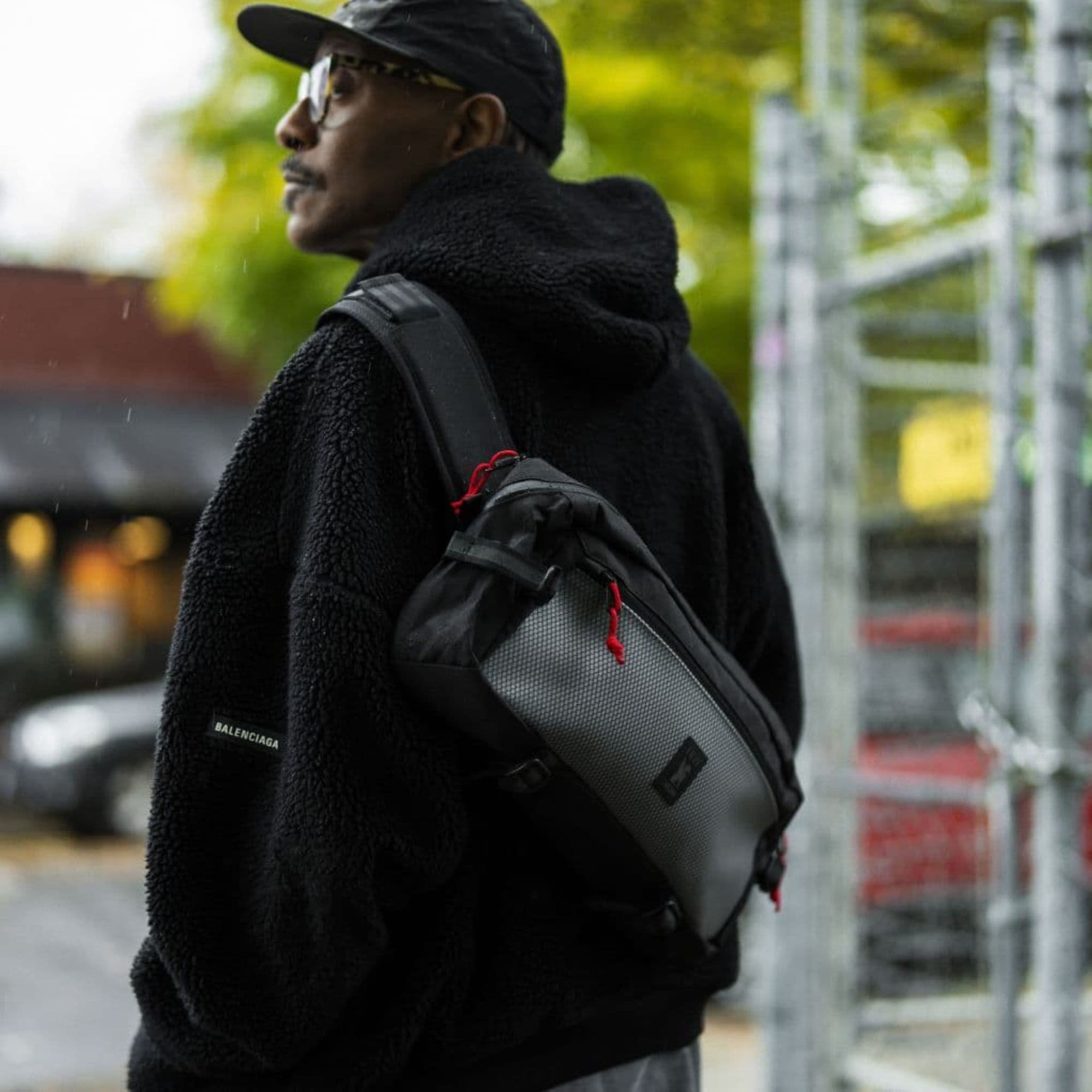 The Kaan Chef wearing the Chef Kadet Sling