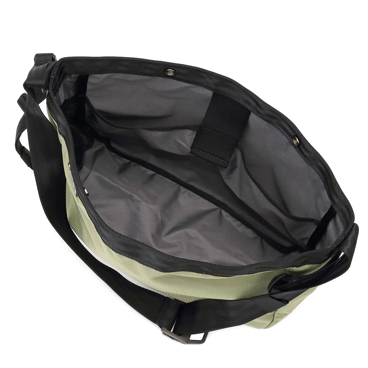 ruckas messenger inside pockets #color_natural
