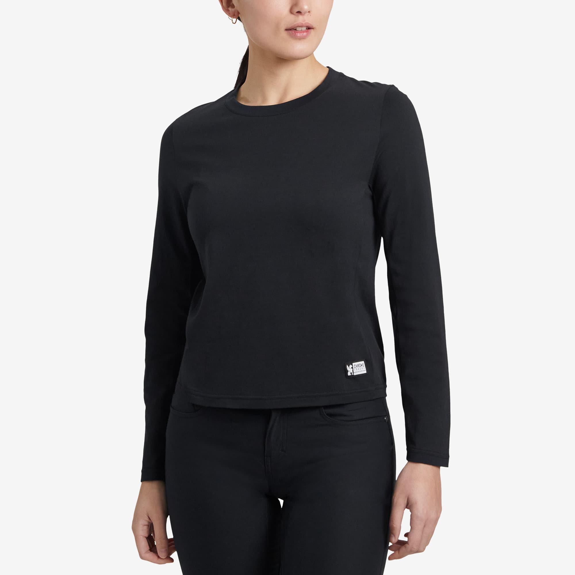 Women's Chrome basics T-Shirt black long sleeve worn by a woman #color_black