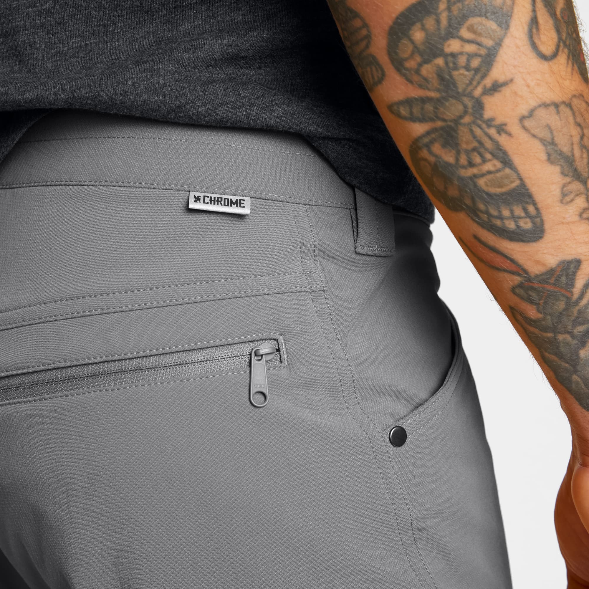 Men's Union Short 14" inseam in grey Chrome logo detail #color_castle rock