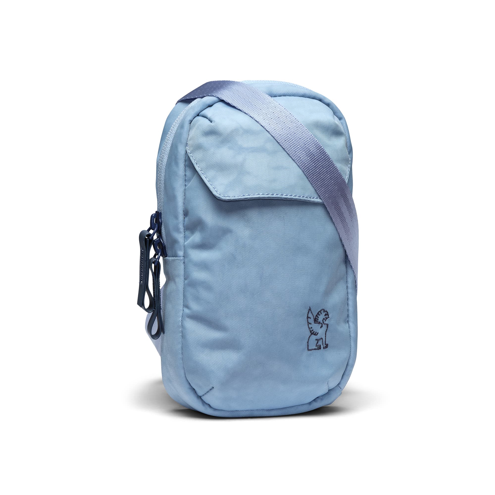 Logan Pouch in light blue #color_ice shadow