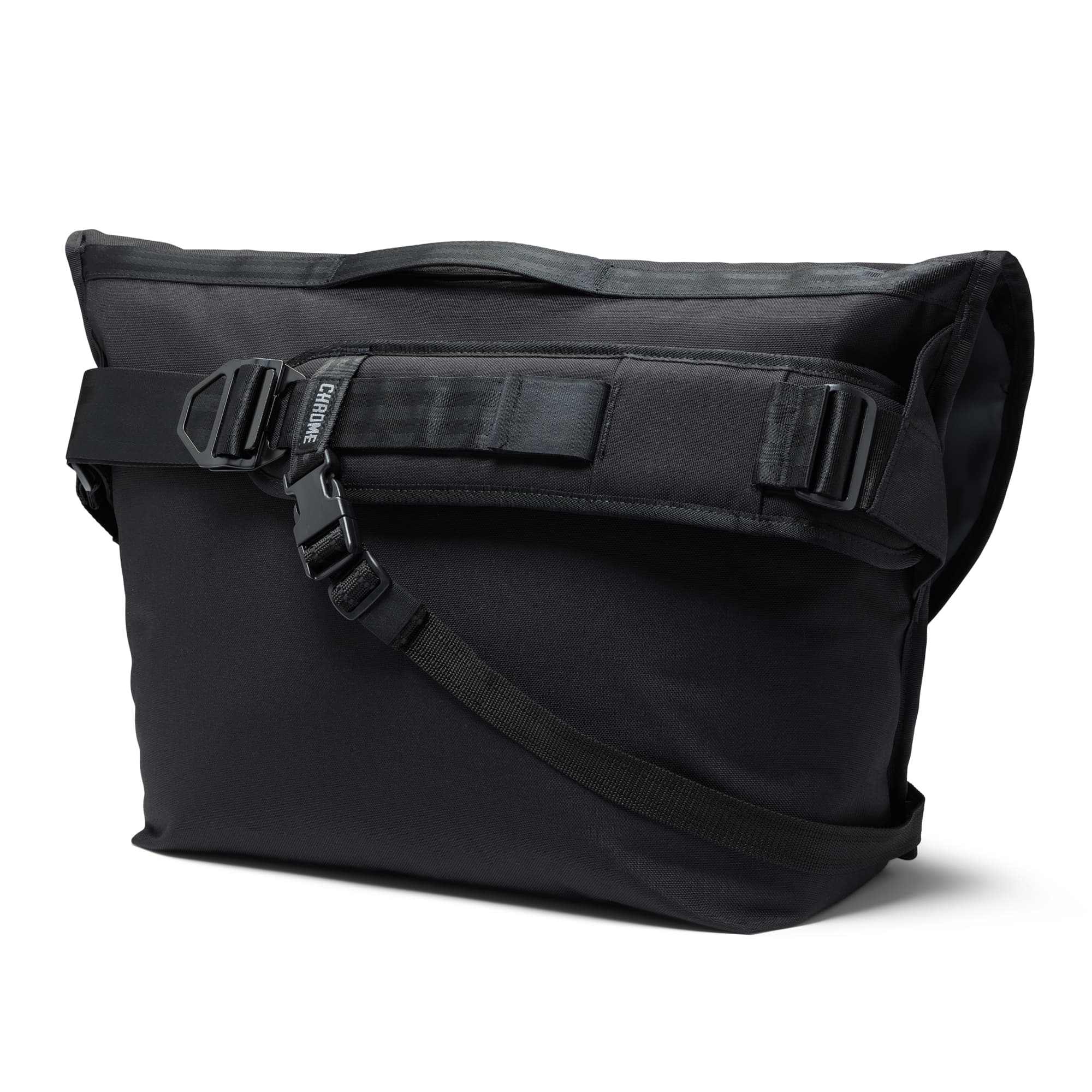 Back of the Citizen Slide 24L messenger in black #color_black