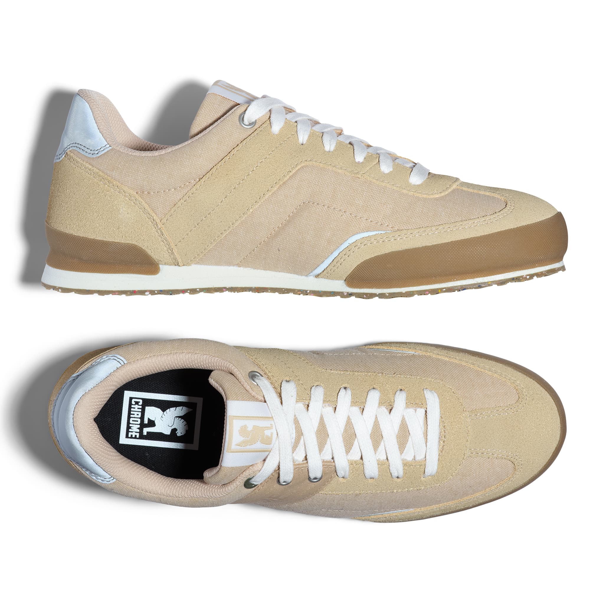 Both sides of the Naito Sneaker in brown #color_desert