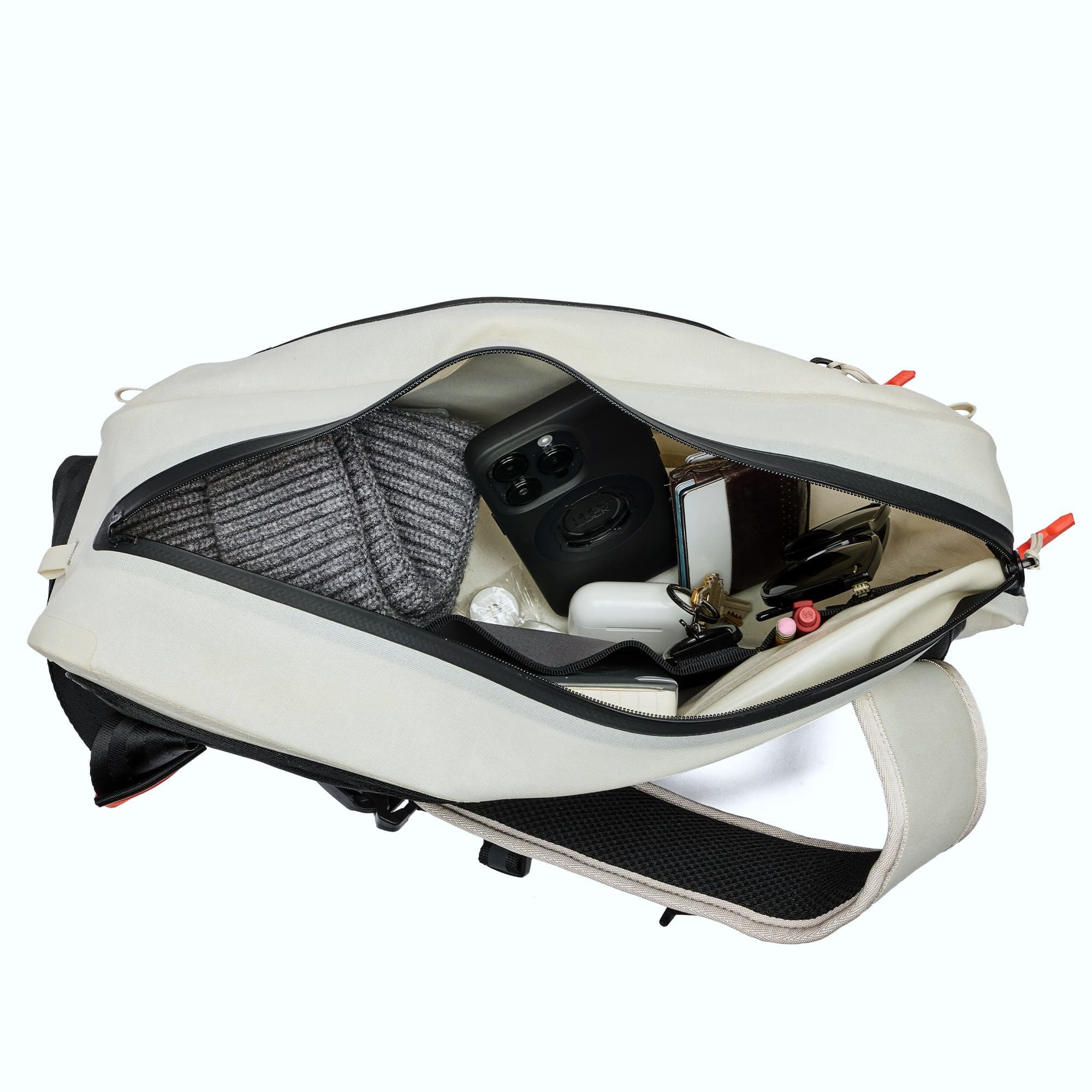 The inside of the Kadet in future white #color_future white