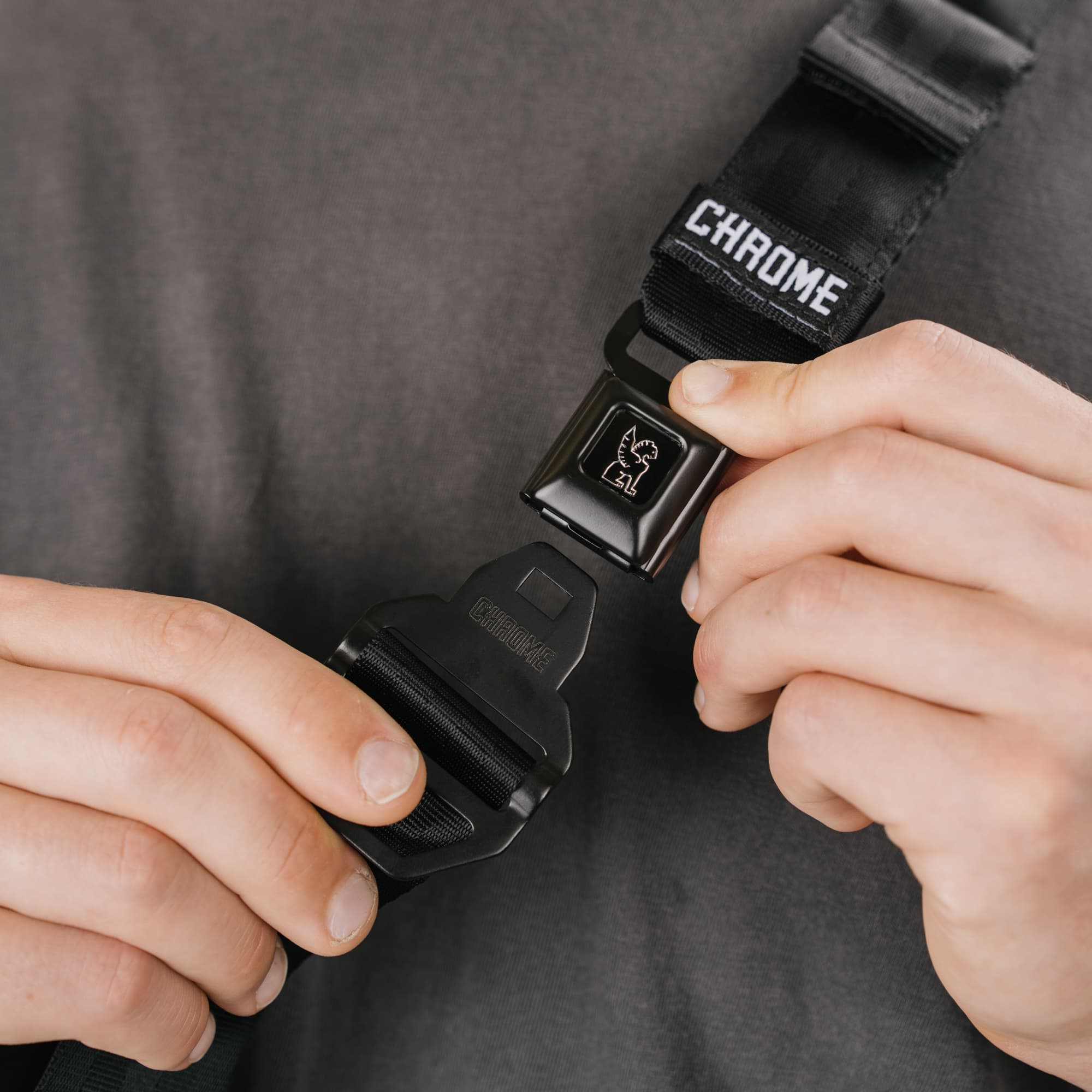 The SM Seatbelt Buckle that comes on the Micro Kadet up close.