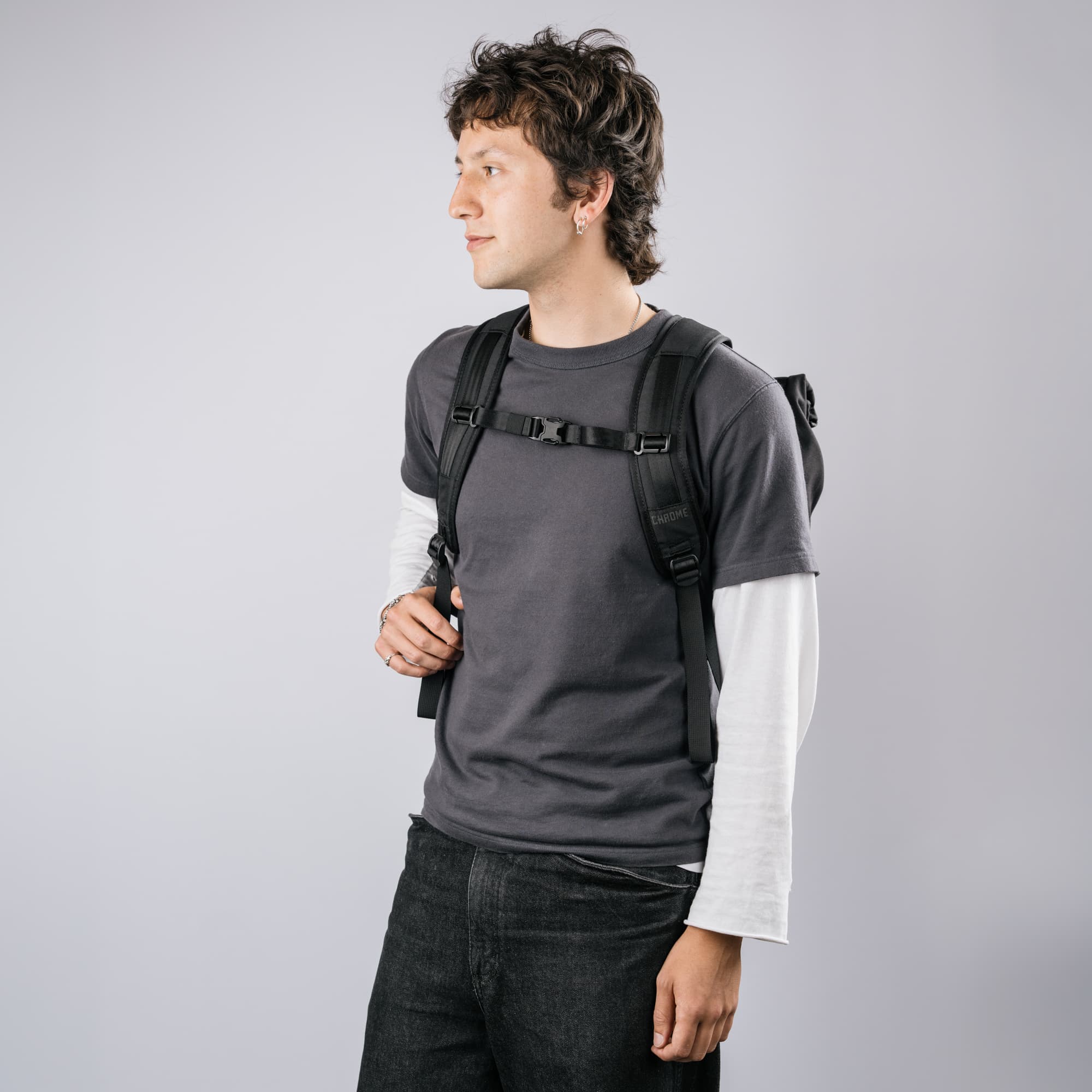 A guy wearing the new Initiate 26L Pack from the front