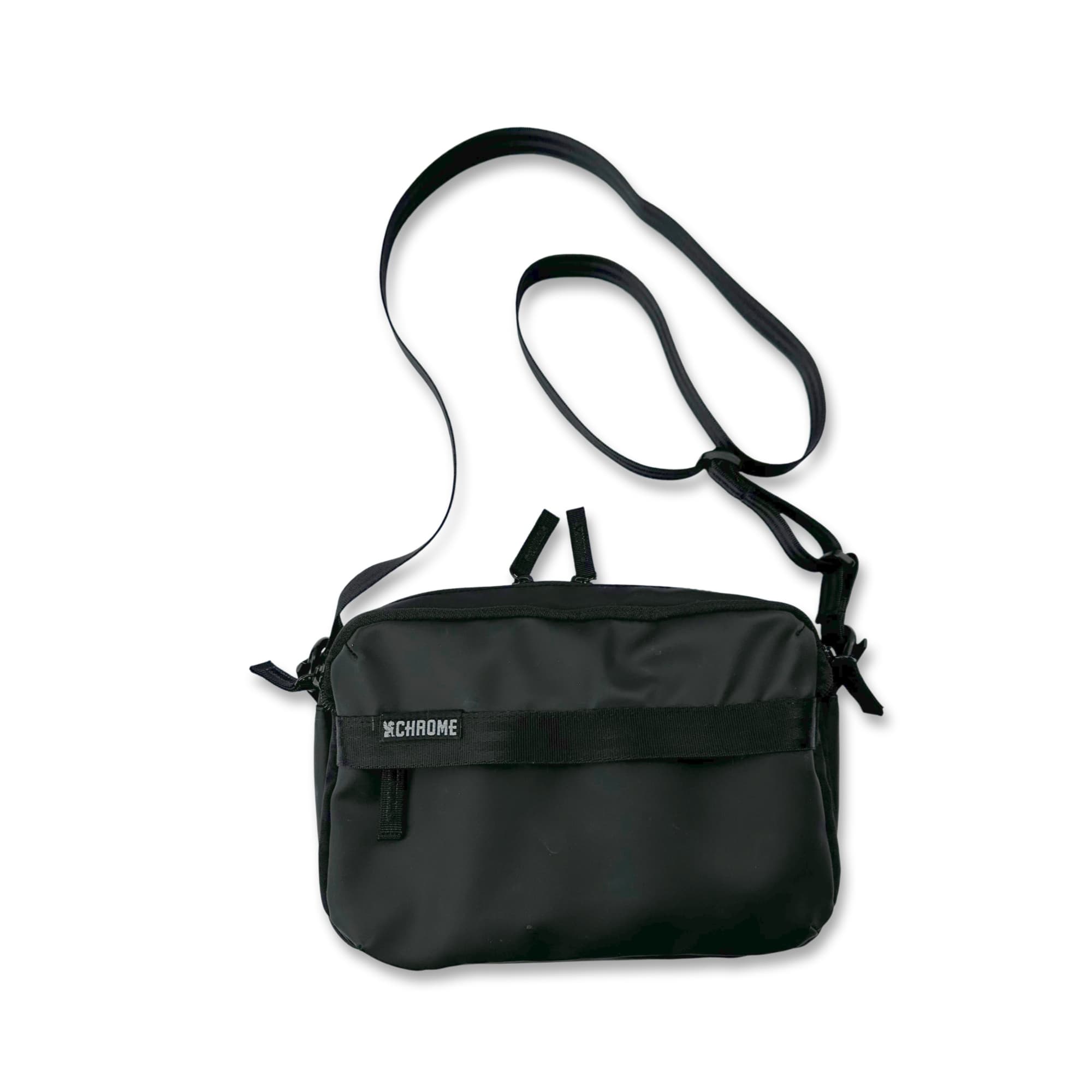 Pac Shoulder Pouch 3L in Matte Black #color_matte black