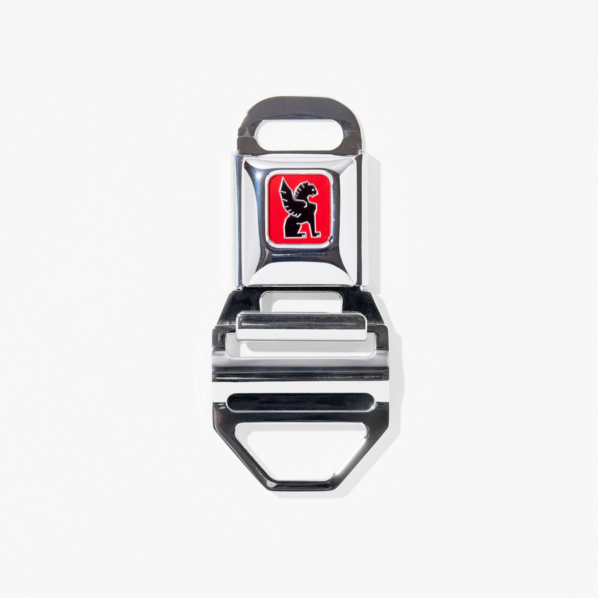 Chrome LG iconic buckle in chrome silver clasped #color_chrome