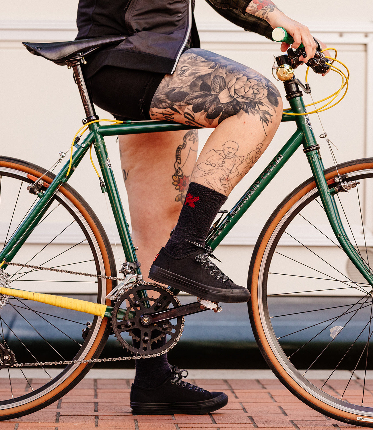 Kursk Pro Bike Shoe being worn by a woman on a bike mobile image size