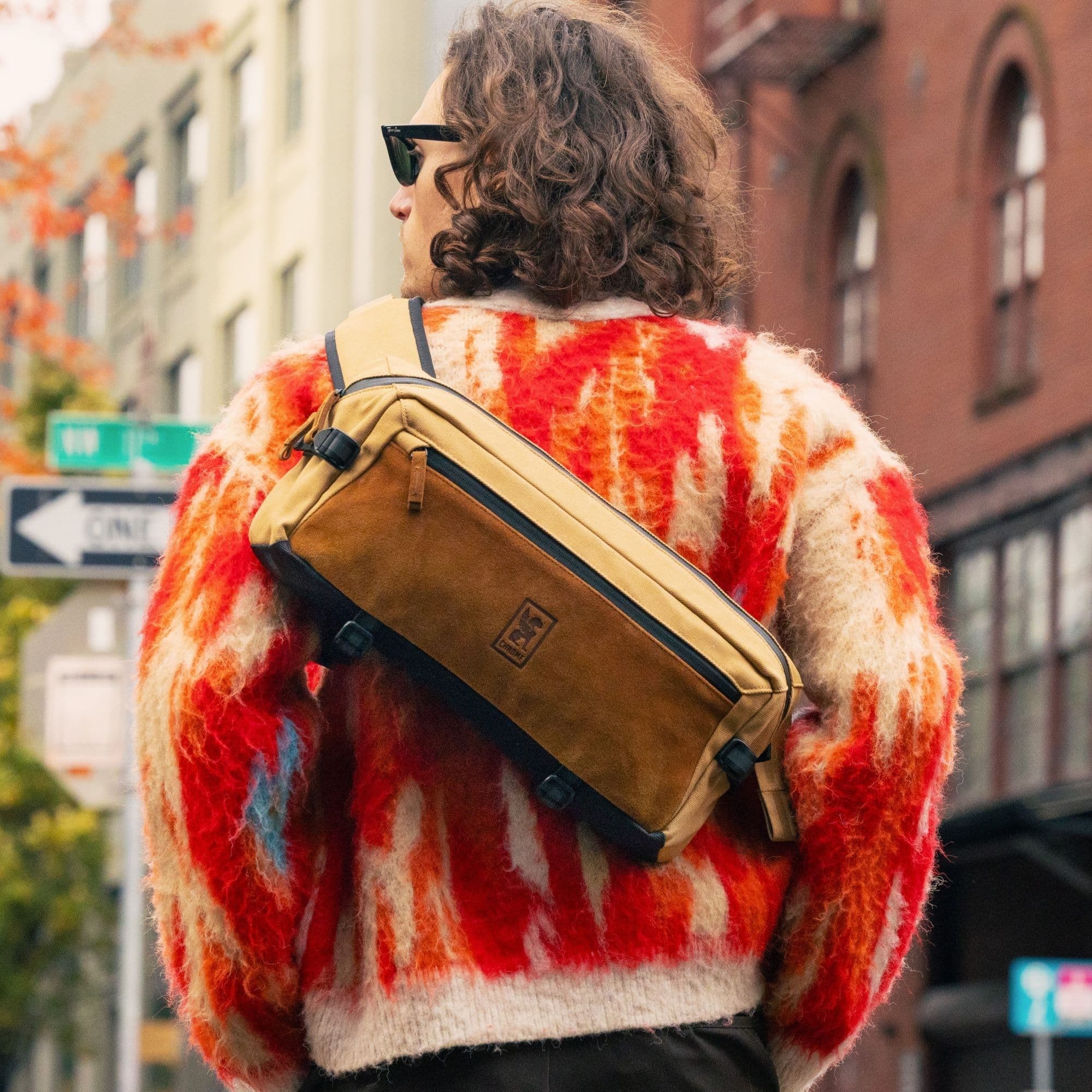 Kadet in heritage suede worn by a guy in a sweater #color_heritage suede