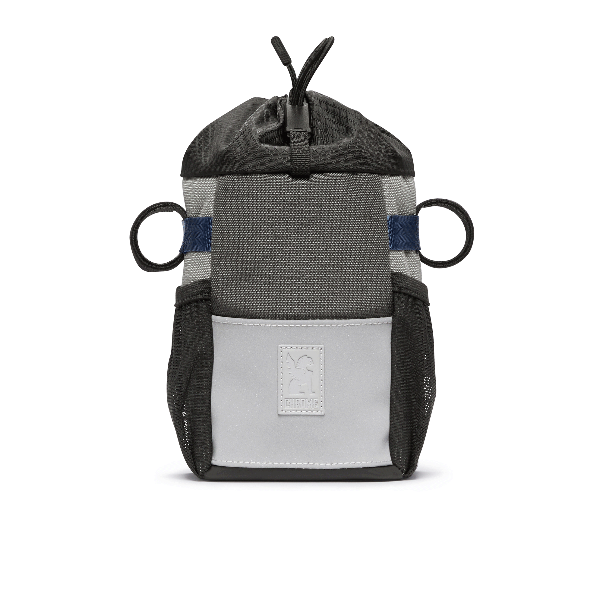 Highly reflective Doubletrack Feed Bag in grey full on front view #color_fog