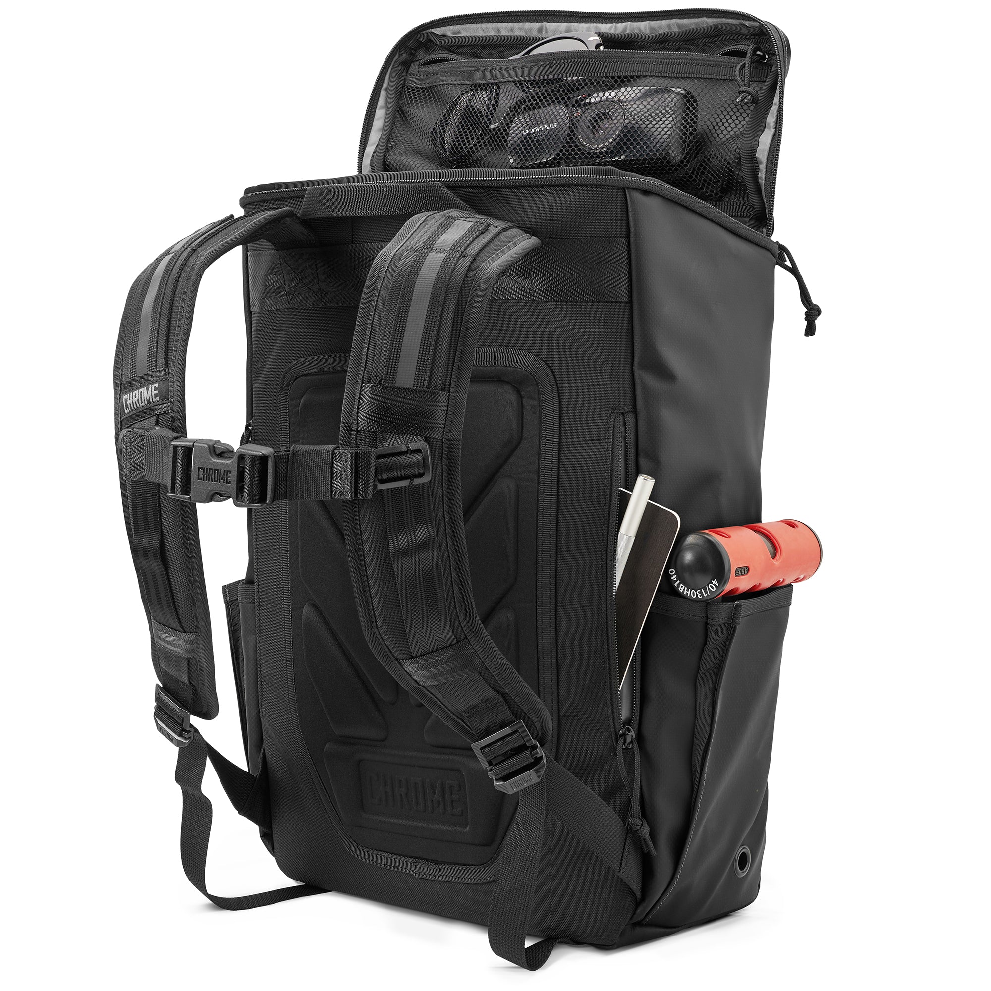 Weather resistant Volcan Backpack in black tarp harness detail #color_black tarp