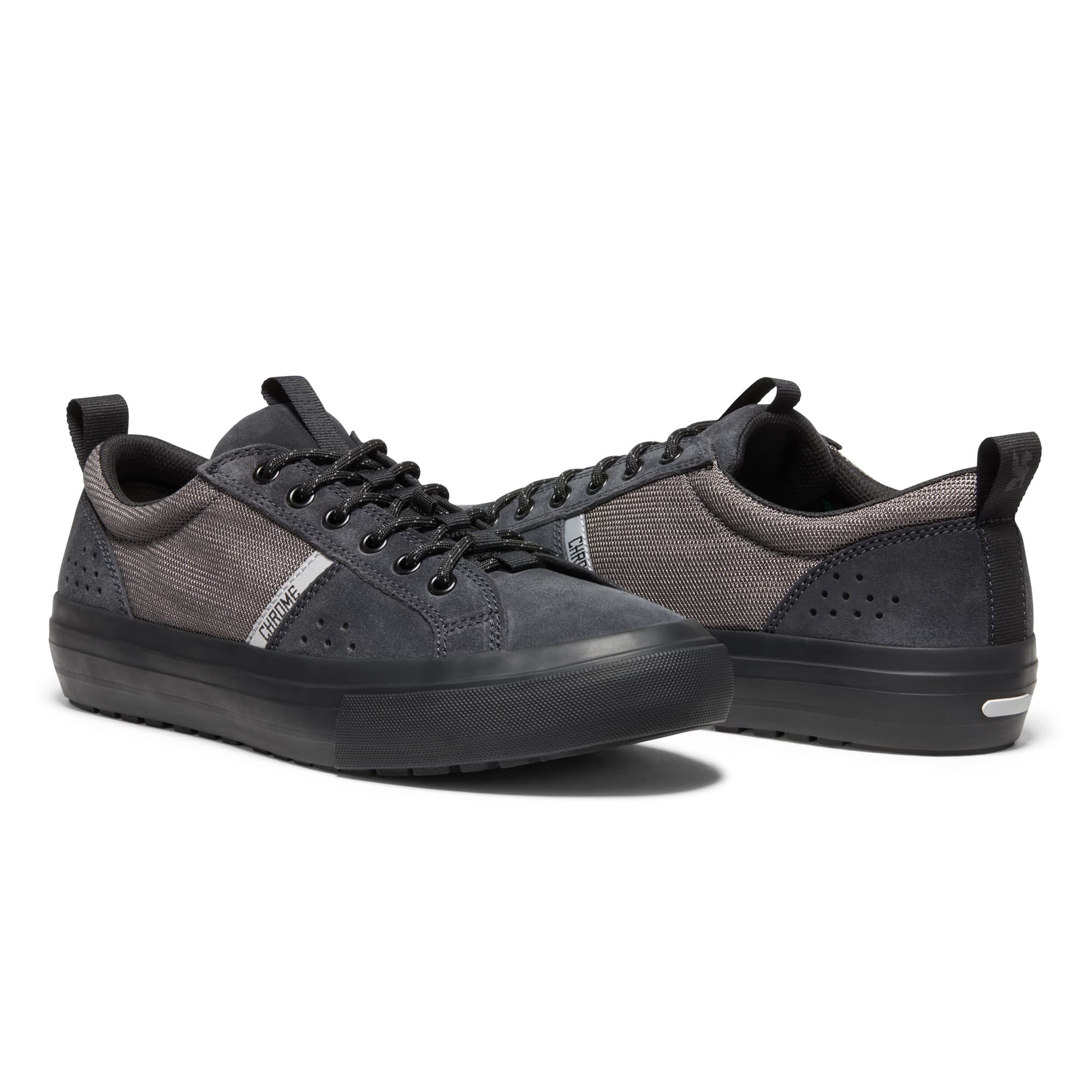 Kursk Trail Sneaker in black grey side view #color_black/grey